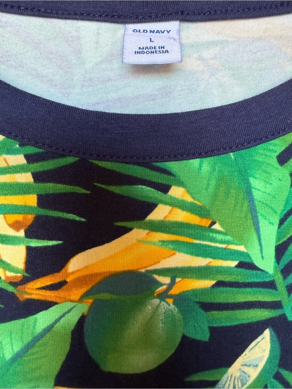 Tropical Banana Print Tee Dress Size Large - Picture 4 of 5